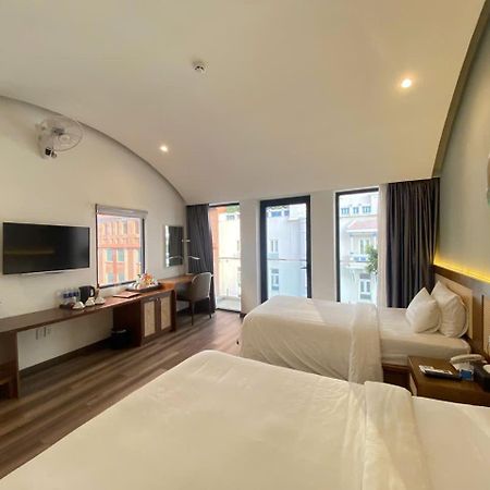 A25 Hotel - 14 Ho Huan Nghiep Ho Chi Minh City Exterior photo