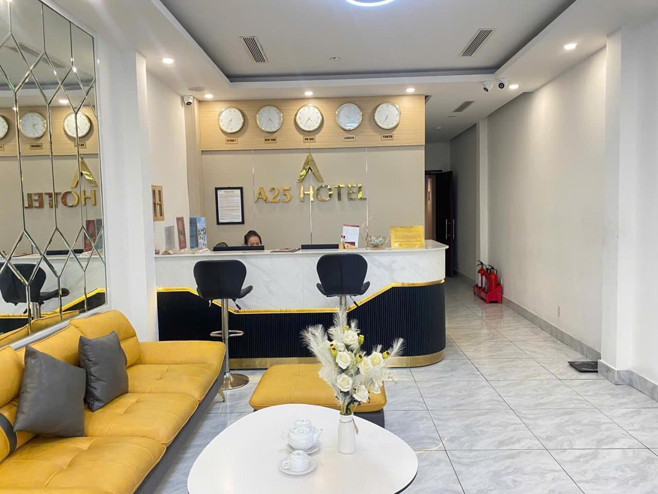 A25 Hotel - 14 Ho Huan Nghiep Ho Chi Minh City Exterior photo